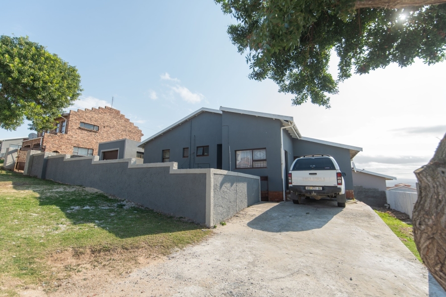 3 Bedroom Property for Sale in Kwamagxaki Eastern Cape